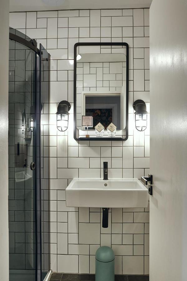 The Brownswood Hotel London Ngoại thất bức ảnh